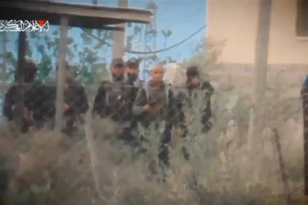 القسام يطلق النار على جندي وسرايا القدس تستهدف وحدة مشاة شرق خان يونس