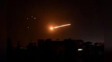 القناة 12: الجيش الإسرائيلي يقوم بتنفيذ مجموعة ثالثة من الغارات في إيران