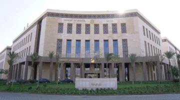 المالية: تخصيص أرض في البحر الأحمر لإصدار صكوك سيادية وتقليص الدين العام مع الاحتفاظ بملكتها