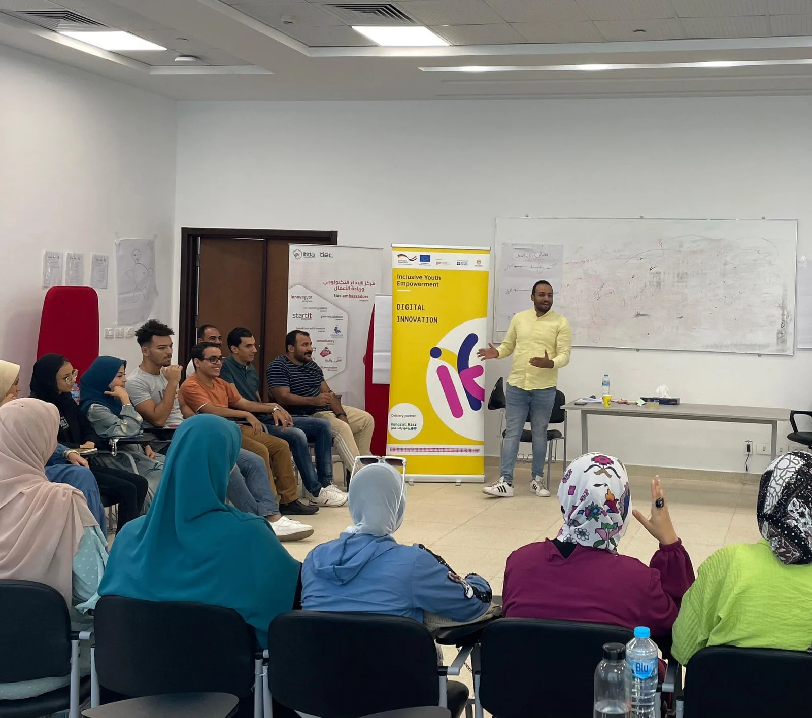 المجلس الثقافي البريطاني في مصر يعزز شراكاته لتطوير المهارات في مجالات التعليم والقيادة. المجلس الثقافي البريطاني في مصر يعزز شراكاته لتطوير المهارات في مجالات التعليم والقيادة.
