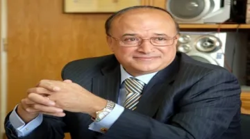 المجلس القومي لحقوق الإنسان يوافق على استقالة مشيرة خطاب ويعين محمود كارم رئيسًا جديدًا.
