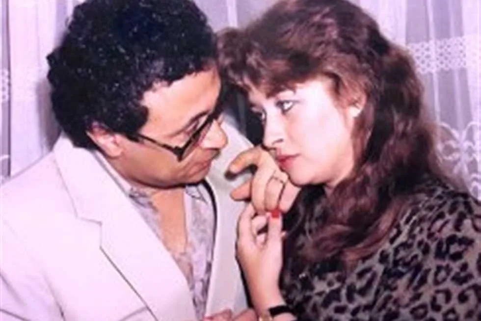 المخرج مراد منير يتحدث عن زوجته فايزة كمال: رفضت عرض زواج من رجل أعمال ثري وهي معي. المخرج مراد منير يتحدث عن زوجته فايزة كمال: رفضت عرض زواج من رجل أعمال ثري وهي معي.