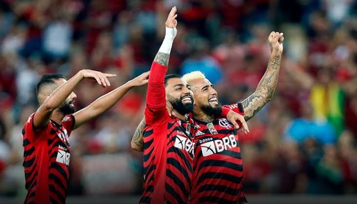 المدرب في فلامينغو يعلق لأول مرة بعد انتصارهم على الترجي التونسي