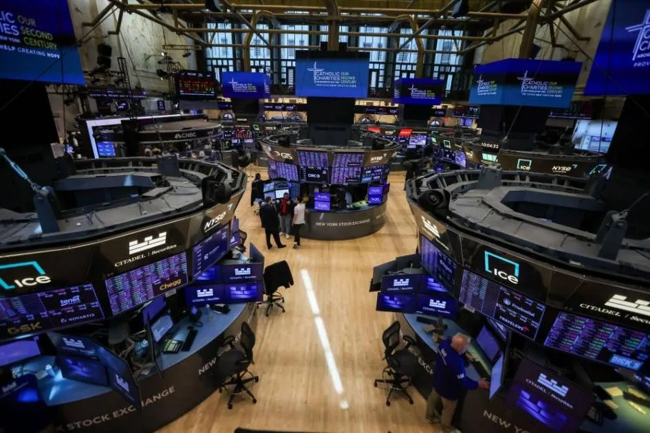 المستثمرون ينتظرون اجتماع الفيدرالي بحثاً عن إشارات حول اتجاه أسعار الفائدة