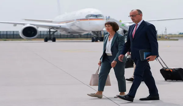 المستشار الألماني يدعو مجموعة السبع لإنهاء النزاع بين إيران وإسرائيل المستشار الألماني يدعو مجموعة السبع لإنهاء النزاع بين إيران وإسرائيل