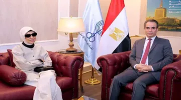 المسلماني يرحب بابنة نجيب محفوظ