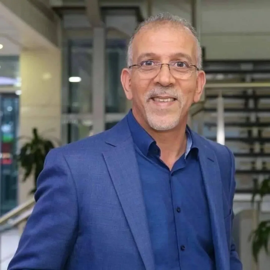 المعلق حفيظ دراجي يثني على صمود غزة: “أنتم من أزلتم أسطورة القوة المطلقة” المعلق حفيظ دراجي يثني على صمود غزة: “أنتم من أزلتم أسطورة القوة المطلقة”