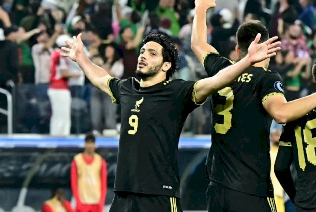 المكسيك تبدأ مشوارها للدفاع عن اللقب بانتصار على جمهورية الدومينيكان المكسيك تبدأ مشوارها للدفاع عن اللقب بانتصار على جمهورية الدومينيكان