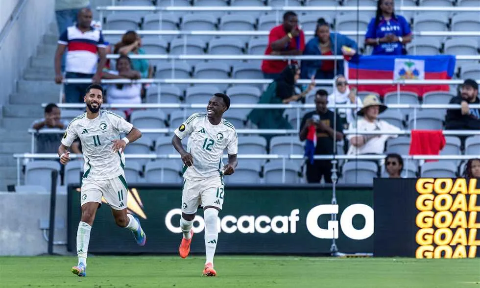 المنتخب السعودي يبدأ مشواره في الكأس الذهبية بانتصار على هاييتي بهدف واحد. المنتخب السعودي يبدأ مشواره في الكأس الذهبية بانتصار على هاييتي بهدف واحد.