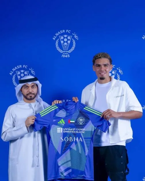 النصر يوقع مع حارس مرمى ساوثهامبتون عدلي محمد النصر يوقع مع حارس مرمى ساوثهامبتون عدلي محمد