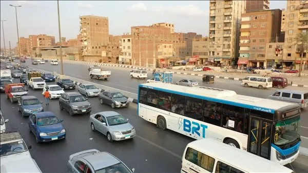 النقل تنبه سائقي السيارات: عقوبات صارمة لمخالفات استخدام حارة الأتوبيس الترددي النقل تنبه سائقي السيارات: عقوبات صارمة لمخالفات استخدام حارة الأتوبيس الترددي