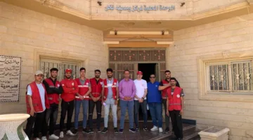 الهلال الأحمر بشمال سيناء يوزع 500 سلة غذائية على سكان قرية الريد والتمد في مدينة نخل