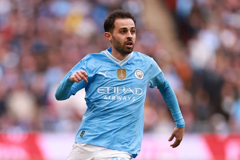 الهلال يخطط للتعاقد مع برناردو سيلفا