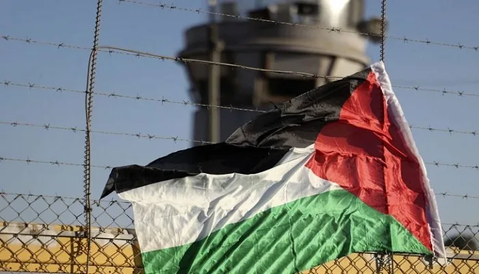 حماس تنبه إلى خطورة أوضاع الأسرى في سجون الاحتلال وتطالب بإنهاء الانتهاكات حماس تنبه إلى خطورة أوضاع الأسرى في سجون الاحتلال وتطالب بإنهاء الانتهاكات