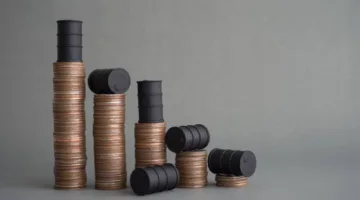 انخفاض أسعار النفط في انتظار تطورات الطلب العالمي