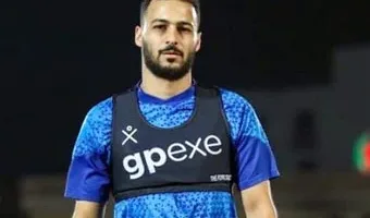 انضمام أحمد بيكهام إلى الأهلي لمدة موسم بنظام الإعارة