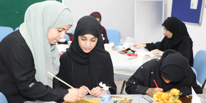 انطلاق النشاط الصيفي للطلاب المتميزين في محافظة الداخلية انطلاق النشاط الصيفي للطلاب المتميزين في محافظة الداخلية
