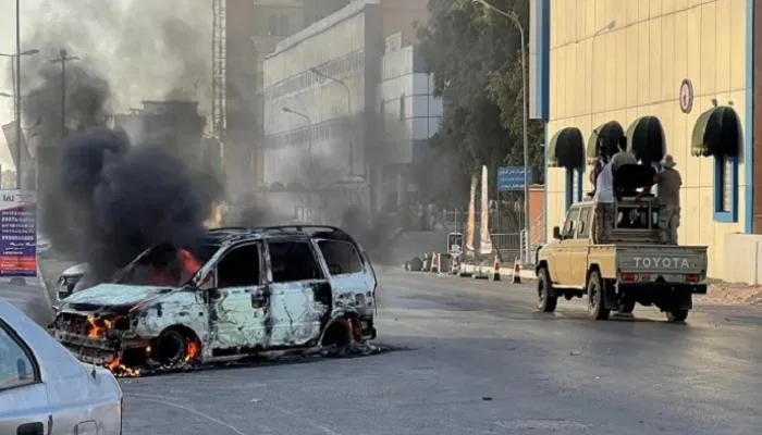 انهيار الهدنة الضعيفة.. تجدد المواجهات بين الميليشيات في طرابلس الليبية انهيار الهدنة الضعيفة.. تجدد المواجهات بين الميليشيات في طرابلس الليبية
