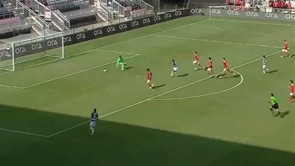باتشوكا المكسيكي يحرز الهدف الأول ضد الأهلي (فيديو) باتشوكا المكسيكي يحرز الهدف الأول ضد الأهلي (فيديو)
