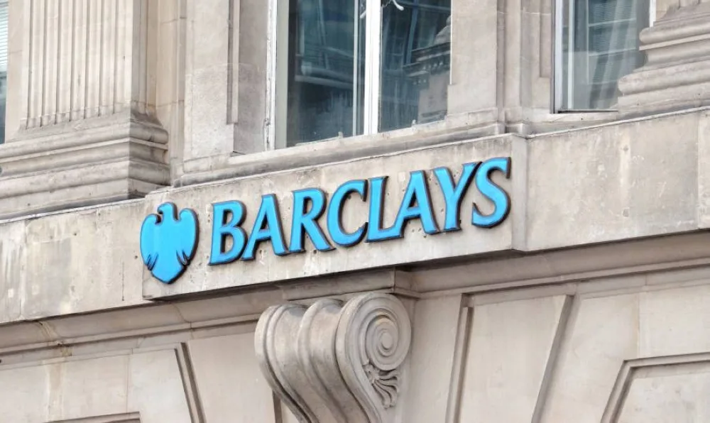 باركليز يرفع تقديراته لمؤشر S&P 500 إلى 6050 نقطة باركليز يرفع تقديراته لمؤشر S&P 500 إلى 6050 نقطة