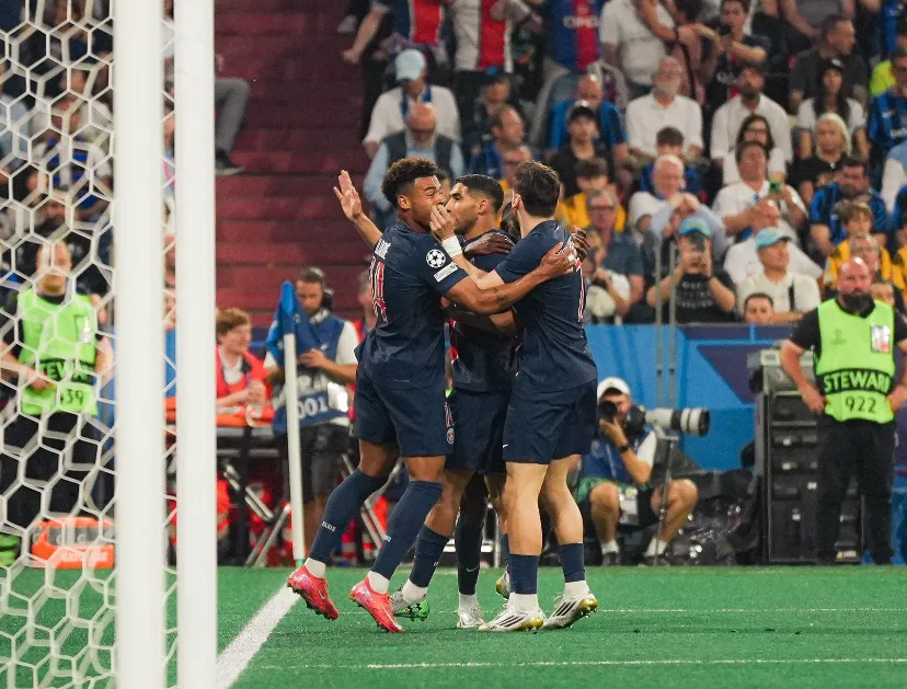 باريس سان جيرمان يتوج بلقب دوري أبطال أوروبا الأول بعد تحقيقه فوزاً بخمسة أهداف على إنتر باريس سان جيرمان يتوج بلقب دوري أبطال أوروبا الأول بعد تحقيقه فوزاً بخمسة أهداف على إنتر