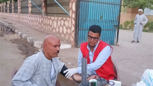 بالصور.. تسجيل 2853 حالة في نهاية القوافل الطبية بمحافظة الأقصر بالصور.. تسجيل 2853 حالة في نهاية القوافل الطبية بمحافظة الأقصر