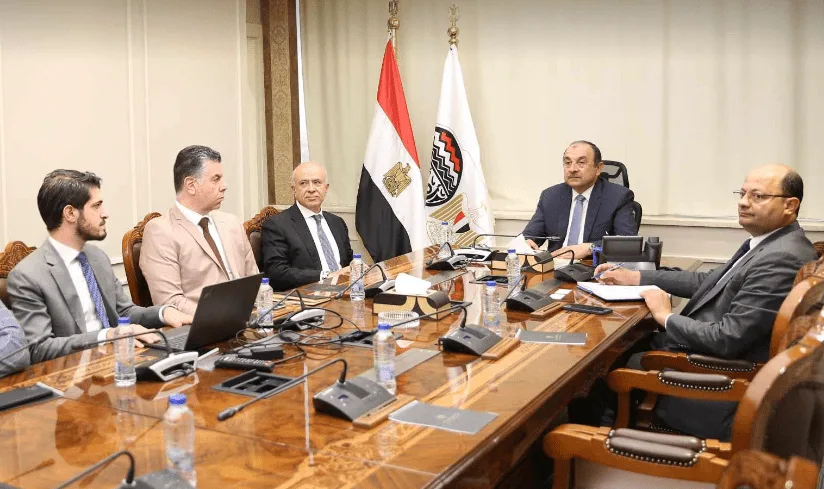 باور إنترناشيونال القطرية تعبر عن اهتمامها بتعزيز استثماراتها في السوق المصري باور إنترناشيونال القطرية تعبر عن اهتمامها بتعزيز استثماراتها في السوق المصري