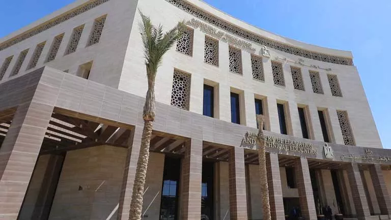 بتجهيز 260 لجنة.. ‘تعليم القاهرة’ تكمل استعداداتها لبدء امتحانات الثانوية بتجهيز 260 لجنة.. ‘تعليم القاهرة’ تكمل استعداداتها لبدء امتحانات الثانوية