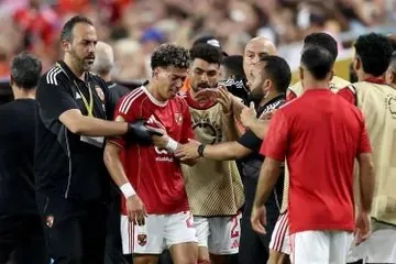 بث مباشر: الأهلي 0 × 0 إنتر ميامي.. فرص ضائعة وإنذارات متكررة وزيزو يدخل الملعب مبكرًا بث مباشر: الأهلي 0 × 0 إنتر ميامي.. فرص ضائعة وإنذارات متكررة وزيزو يدخل الملعب مبكرًا