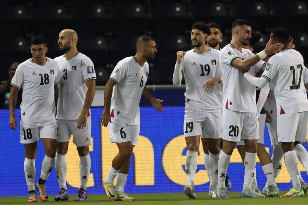 بث مباشر لمباراة فلسطين وعمان في تصفيات كأس العالم 2026 الآسيوية بث مباشر لمباراة فلسطين وعمان في تصفيات كأس العالم 2026 الآسيوية