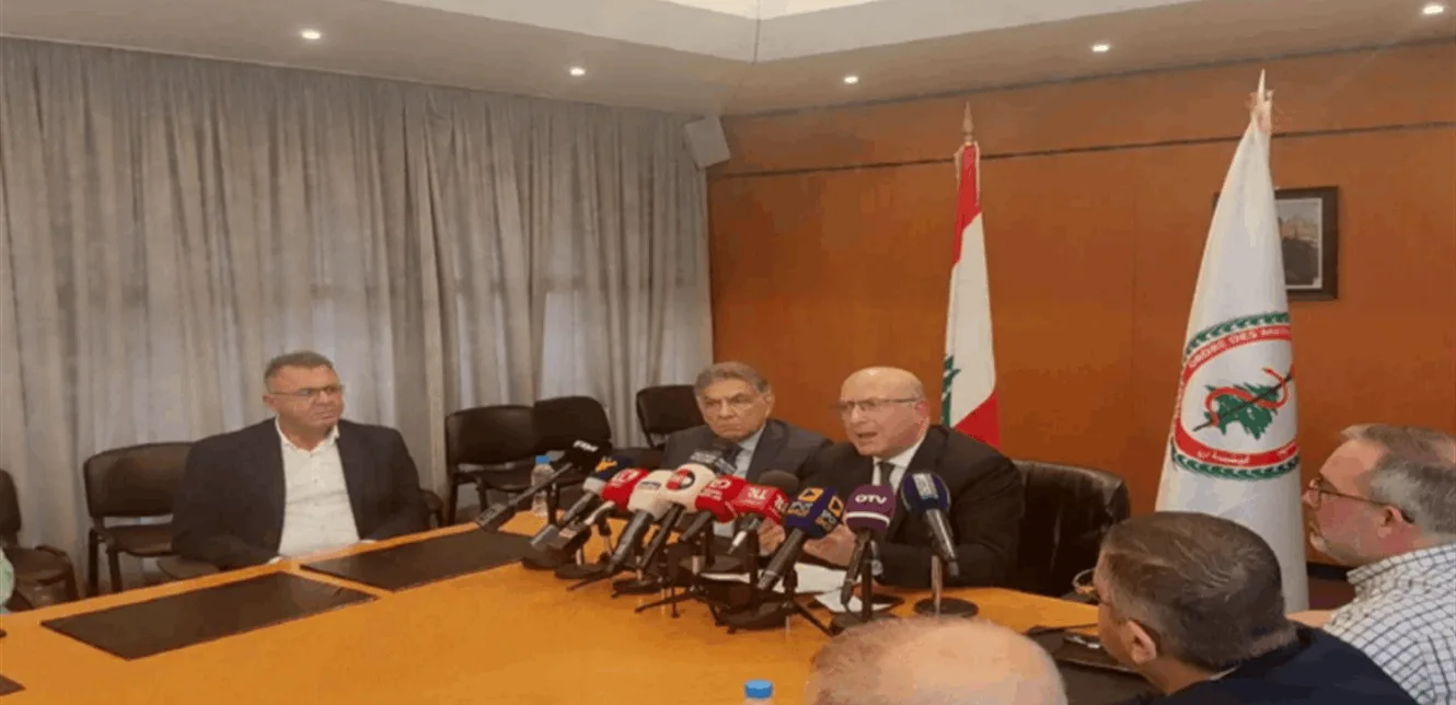 بخاش يُسلم شلالا مسؤولية النقابة: إنجازات وصعوبات مستمرة بخاش يُسلم شلالا مسؤولية النقابة: إنجازات وصعوبات مستمرة