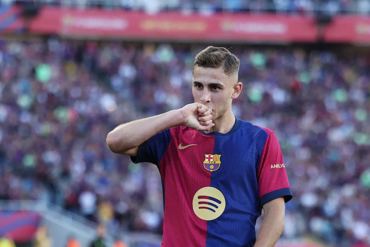 برشلونة يرد على عرض تشيلسي لتبادل اللاعبين لضم فيرمين لوبيز برشلونة يرد على عرض تشيلسي لتبادل اللاعبين لضم فيرمين لوبيز