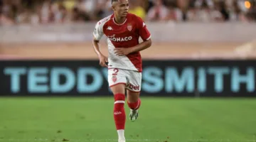 برشلونة يفاجئ لاعب موناكو