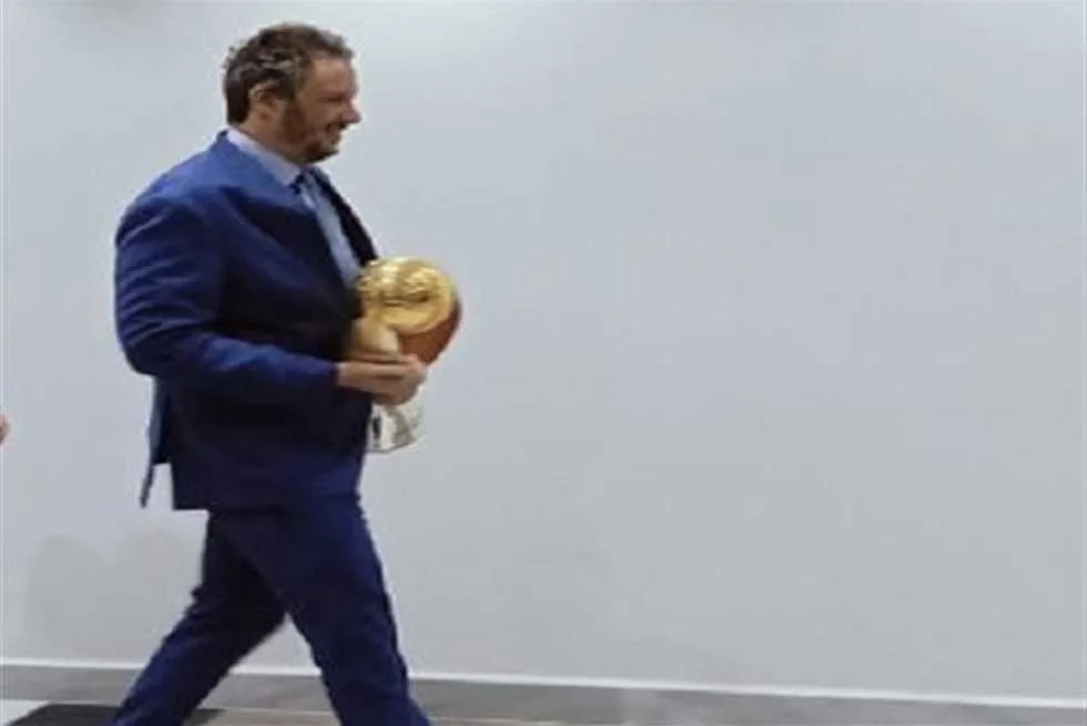 برغم الفوز بلقب القارة.. ملاك بيراميدز يفكرون في إنهاء علاقة ممدوح عيد. برغم الفوز بلقب القارة.. ملاك بيراميدز يفكرون في إنهاء علاقة ممدوح عيد.