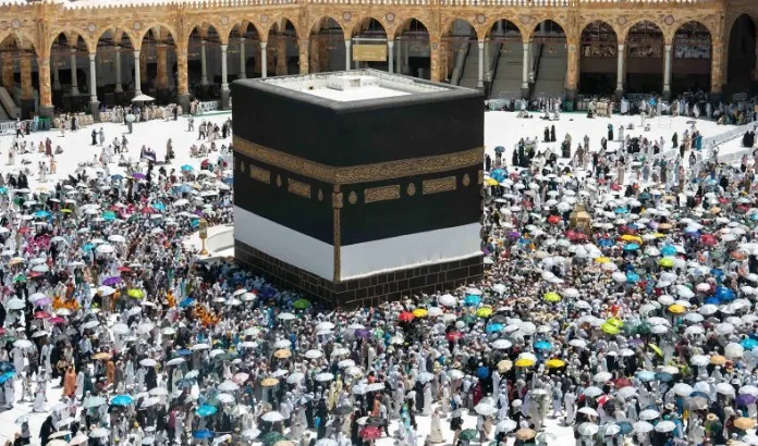 بسهولة وراحة بال.. الحجاج السريعون يتركون بيت الله الحرام بسهولة وراحة بال.. الحجاج السريعون يتركون بيت الله الحرام