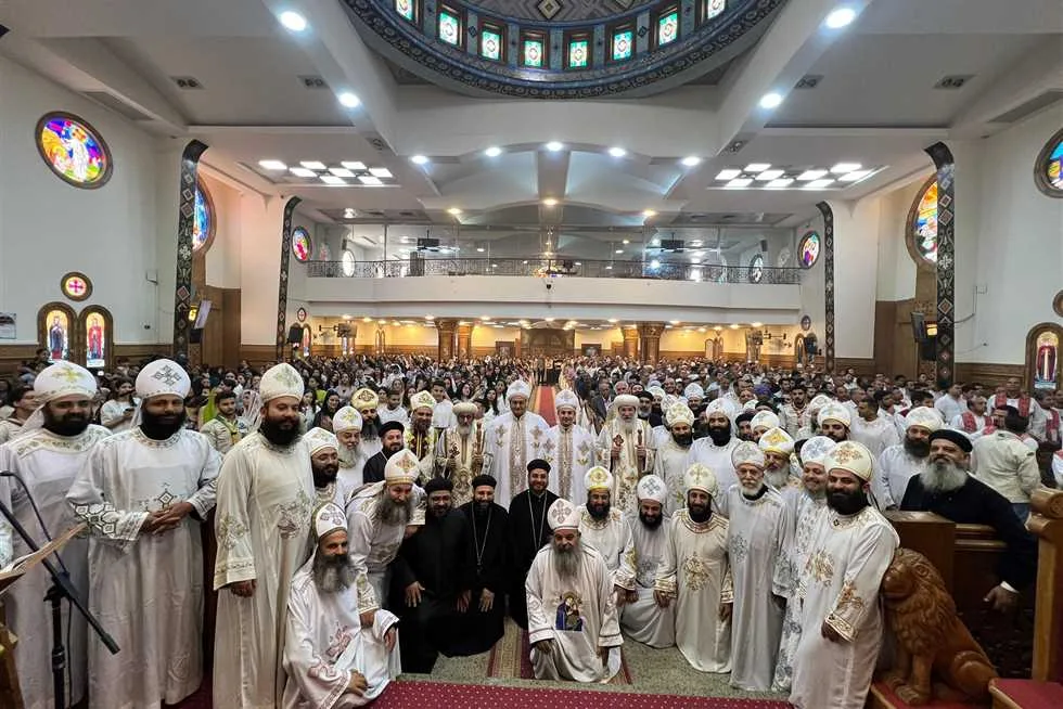 بصلاة لنيل السلام في المنطقة.. الأقباط يبدأون صوم الرسل الذي يمتد لـ 33 يومًا بصلاة لنيل السلام في المنطقة.. الأقباط يبدأون صوم الرسل الذي يمتد لـ 33 يومًا