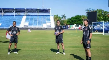 «بطل خيالي».. الأهلي يجذب جماهيره بثلاثي الزمالك السابق القوي