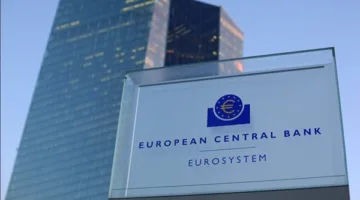 بعد 8 تخفيضات خلال عام، البنك المركزي الأوروبي يشير إلى إمكانية وقف سياسة خفض أسعار الفائدة.
