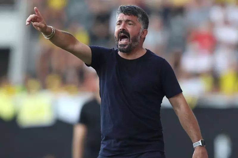 بعد اجتماع بوفون.. جاتوزو يُعتبر المرشح الأبرز لتدريب المنتخب الإيطالي. بعد اجتماع بوفون.. جاتوزو يُعتبر المرشح الأبرز لتدريب المنتخب الإيطالي.