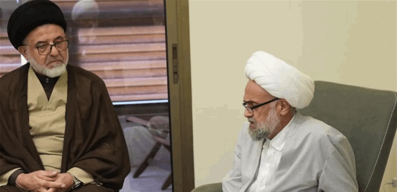 بعد الاعتداء الذي تعرض له… وفد من حزب الله يزور الشيخ عودة للاطمئنان على صحته ورده على المسألة بعد الاعتداء الذي تعرض له… وفد من حزب الله يزور الشيخ عودة للاطمئنان على صحته ورده على المسألة