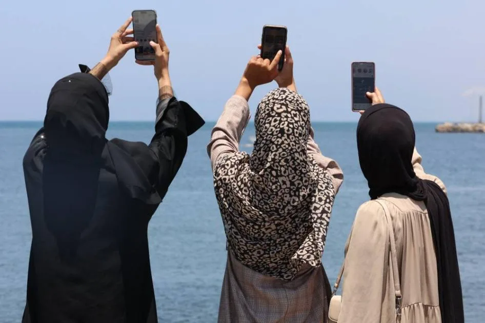 بعد توقف لمدة 3 أيام.. خدمات الإنترنت تستأنف في غزة بعد توقف لمدة 3 أيام.. خدمات الإنترنت تستأنف في غزة