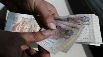 بعد خسارته 100 قرش.. الجنيه يستعيد عافيته ويشهد ارتفاعًا في بنكي الأهلي ومصر