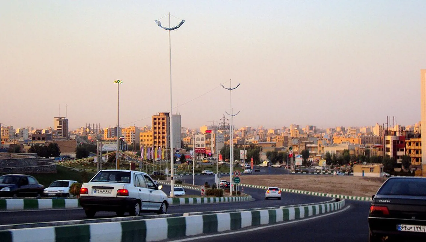 بعد سلسلة من الغارات الإسرائيلية… مدينة قم الإيرانية تشهد اهتزازاً. بعد سلسلة من الغارات الإسرائيلية… مدينة قم الإيرانية تشهد اهتزازاً.