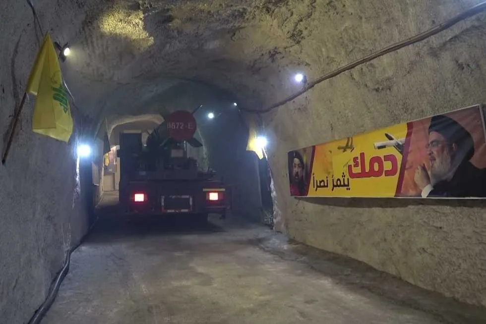 بعد مرور 3 أسابيع على اعتقال «مُنشد ديني».. القبض على عنصر من حزب الله بتهمة التعاون مع إسرائيل بعد مرور 3 أسابيع على اعتقال «مُنشد ديني».. القبض على عنصر من حزب الله بتهمة التعاون مع إسرائيل