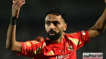 بعد مغادرته رسميًا… حسين الشحات يوجه كلمات مؤثرة لنجم الأهلي عند وداعه