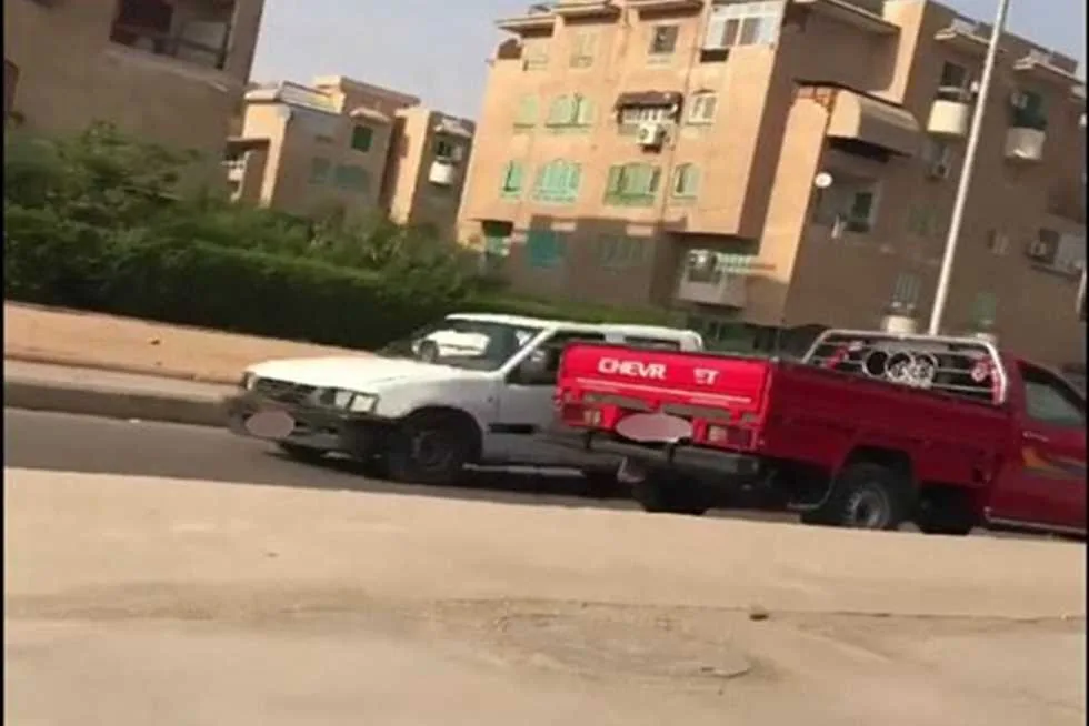 بعد نشر الفيديو.. «الداخلية»: القبض على الشخص الذي قاد السيارة عكس الاتجاه في الشرقية بعد نشر الفيديو.. «الداخلية»: القبض على الشخص الذي قاد السيارة عكس الاتجاه في الشرقية