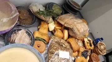 بقوليات ولحوم… مصادرة وإتلاف مواد غذائية فاسدة خلال حملة تموينية في شمال سيناء