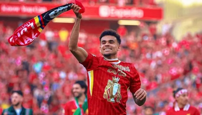 بموجب اتفاق سري.. سعر غير متوقع لانتقال لويس دياز إلى برشلونة. بموجب اتفاق سري.. سعر غير متوقع لانتقال لويس دياز إلى برشلونة.