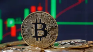 «بيتكوين» تتخطى 106 آلاف دولار خلال جلسة التداول اليوم