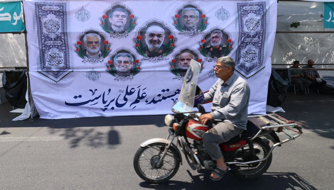 بين الاستمرار أو التخلي عن البرنامج النووي… النظام الإيراني يتجنب الوقوع في ‘فخ ليبيا’ بين الاستمرار أو التخلي عن البرنامج النووي… النظام الإيراني يتجنب الوقوع في ‘فخ ليبيا’